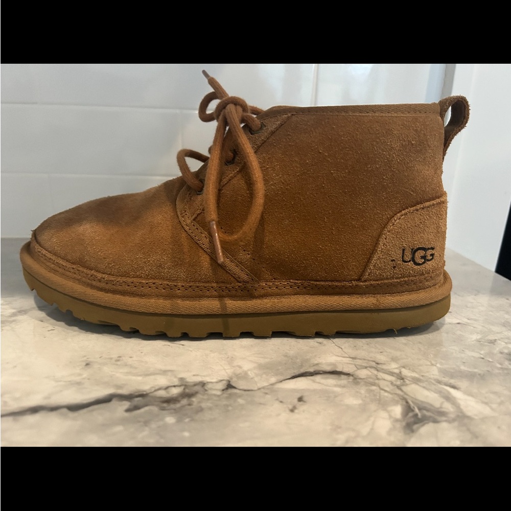 Gently used men’s Uggs